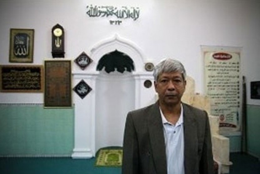 Pengurus Masjid Al Noor di Hanoi, Vietnam Utara, Doan Hong Cuong