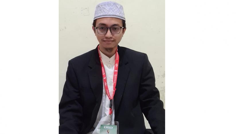 Pengurus Pesantren Al Muayyad Kiai Mustain Nasoha