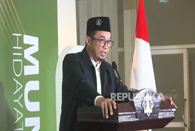 Pengurus Pusat (DPP) Hidayatullah, Nashirul Haq, secara resmi membuka Kick Off Munas VI Hidayatullah. 