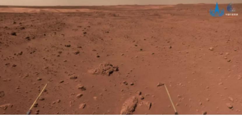 Penjelajah China di Mars, Zhurong menjelajahi daerah baru pada 15 Agustus 2021.
