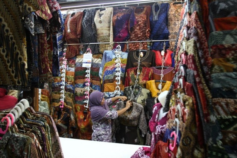 Penjual Batik di Pasar Klewer, Solo