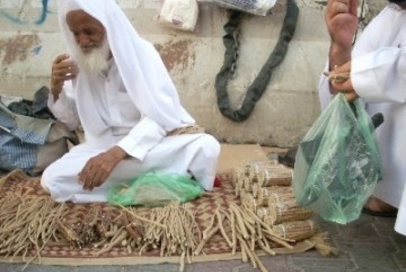 Penjual siwak di Makkah 