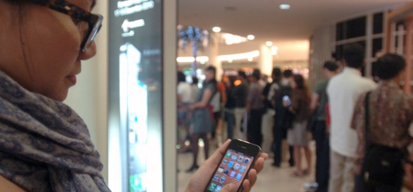 Penjualan iPhone 4 Telkomsel di Jakarta