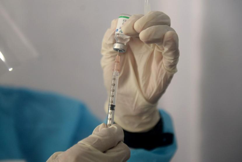 Arab Saudi Larang Warga yang tak Divaksin ke Mal. Foto: Vaksin covid (Ilustrasi)