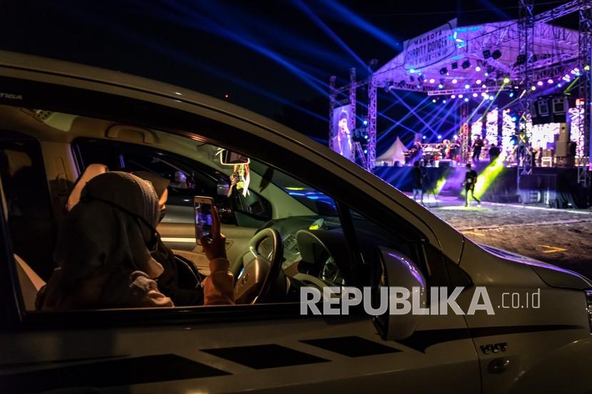 Konser drive-in 'Bali Revival 2020' dislenggarakan 15-17 Agustus di Ubud, Bali (Foto: ilustrasi konser drive-in)