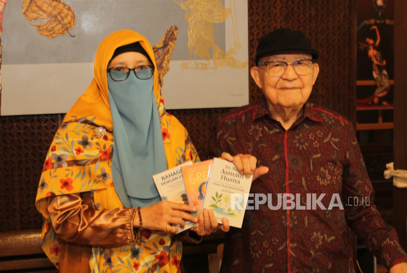 Penulis dan konselor psikologi berbasis Asmaul Husna, Chichi Sukardjo