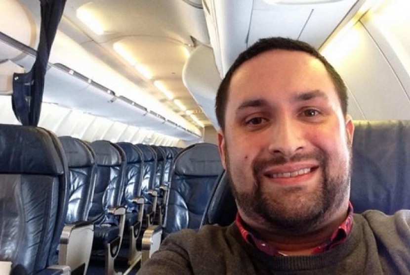 Penumpang ini terbang seorang diri tanpa ada penumpang lain di dalam pesawat Delta Airlines