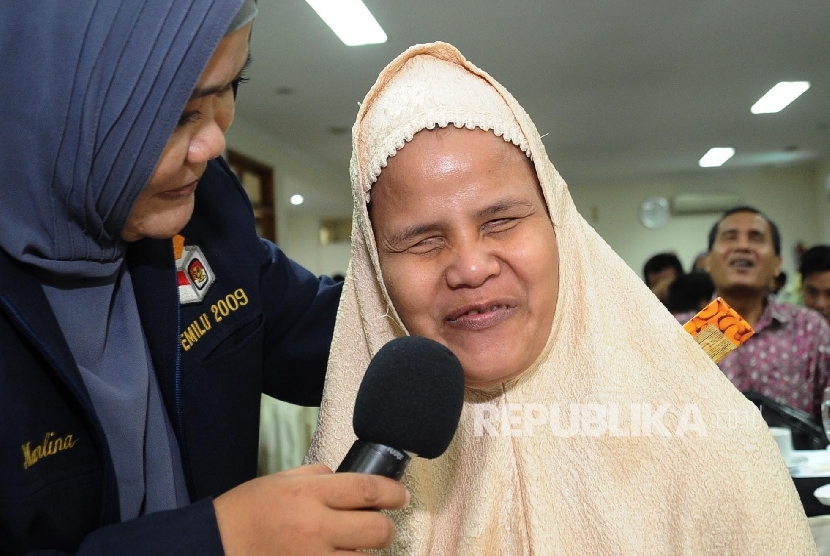 Penyandang Disabilitas saat mengikuti sosialisasi Pilkada di Sunter, Jakarta Utara, Jumat (12/8). (Republika/Tahta Aidilla)