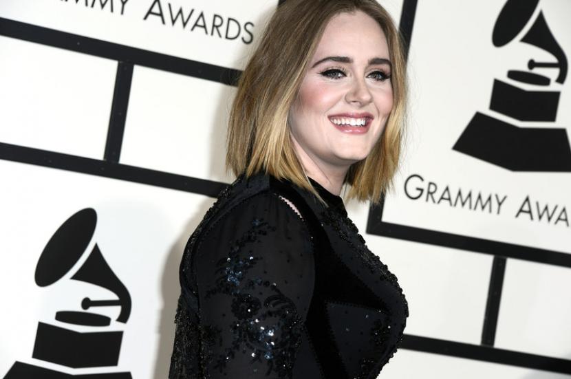 Adele bantah rumor diboikot oleh Grammy Awards. (ilustrasi)