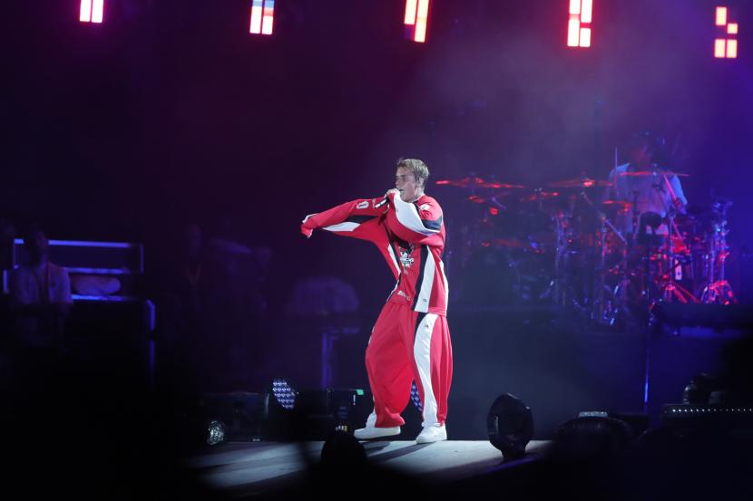  Penyanyi asal Kanada Justin Bieber tampil di penutup Formula Satu di Jeddah, Arab Saudi, Ahad (5/12). Justin Bieber akan menggelar konsernya di Indonesia pada November ini.