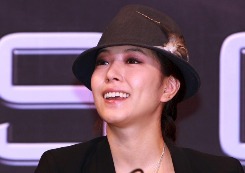 Penyanyi Korea Selatan, BoA. Penyanyi yang dijuluki Ratu K-Pop itu memberi sinyal akan pensiun. 