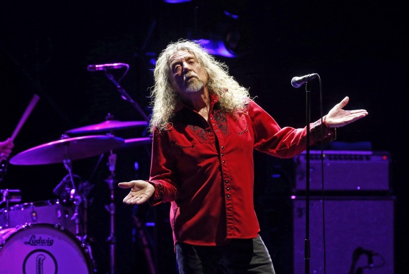 Penyanyi Robert Plant.
