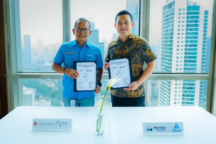 Penyedia infrastruktur data center dan layanan kolokasi di Indonesia, Biznet berkolaborasi dengan Merkle Innovation untuk meluncurkan solusi implementasi infrastruktur private cloud yang menyasar transformasi digital berbagai industri.