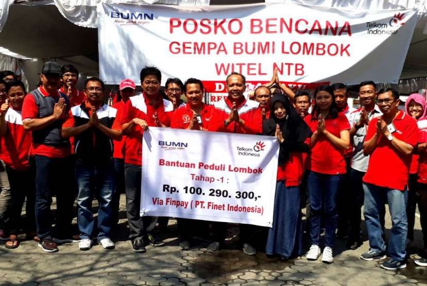  Penyerahan bantuan tahap 1 dari Donasi digital melalui FinPay PT Finnet Indonesia kepada GM Telkom Mataram Bonifasius Hendriyanto yang nantinya disalurkan untuk pembelian tenda, selimut, terpal karpet, dan bahan makanan.