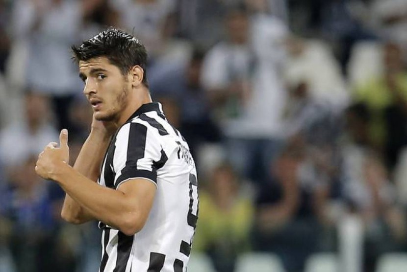 Penyerang Alvaro Morata.