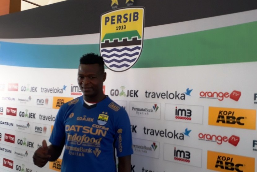 Penyerang baru Persib Bandung Ezechiel Aliadjim N'Duoassel.