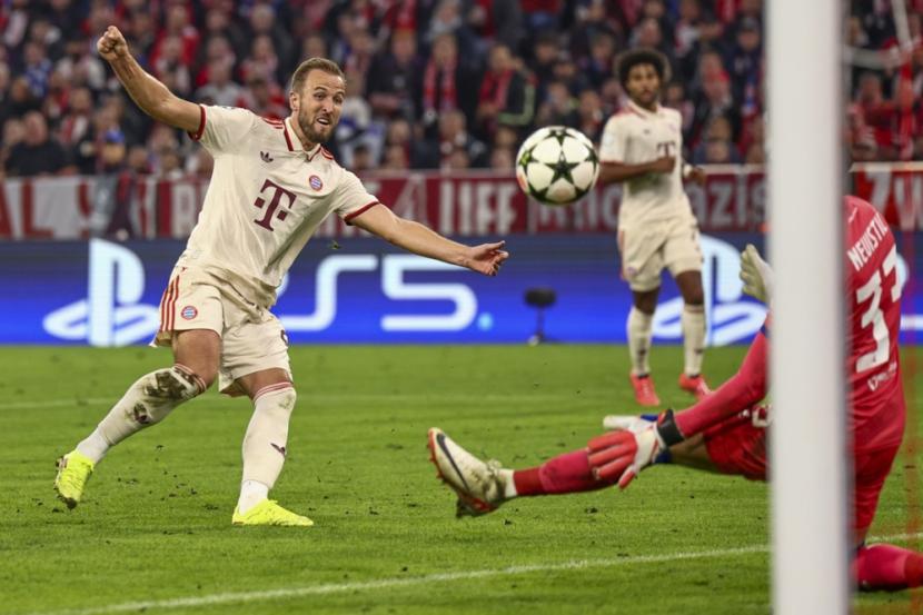 Penyerang Bayern Munchen Harry Kane beraksi saat menghadapi DInamo Zagreb pada pertandingan Liga Champions di Stadion Allianz Arena, Rabu (18/9/2024) dini hari WIB. 