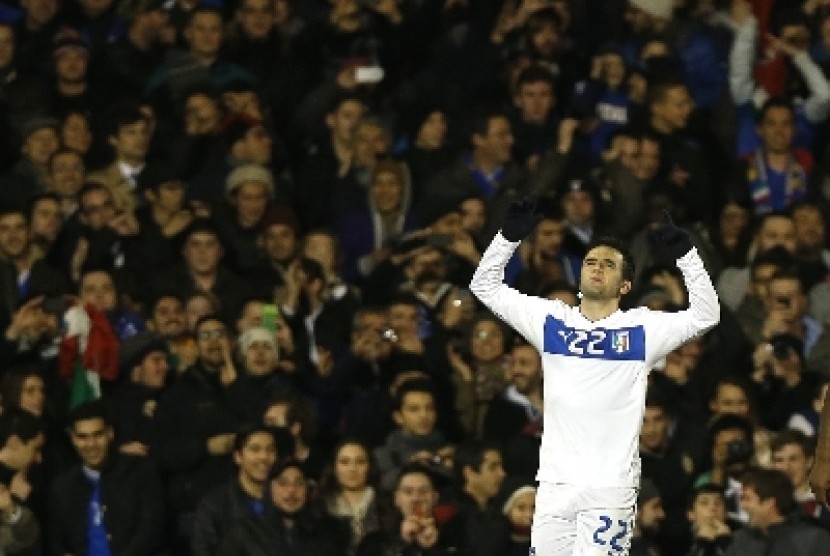 Penyerang Giuseppe Rossi.