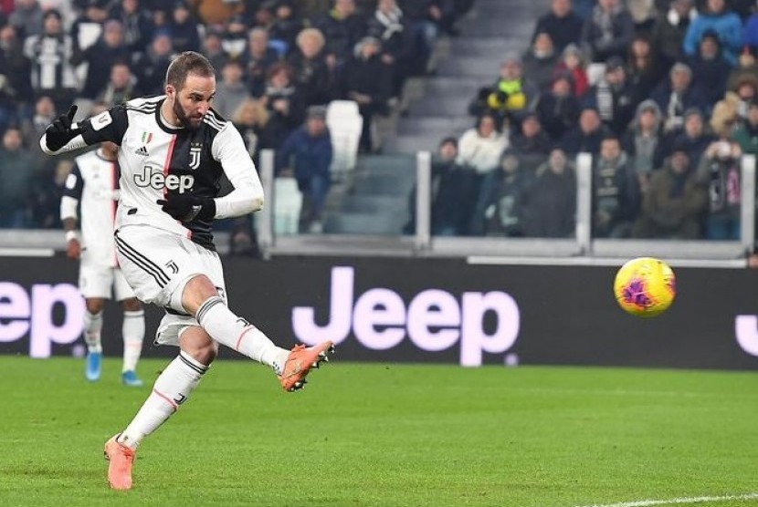 Penyerang Juventus Gonzalo Higuain.