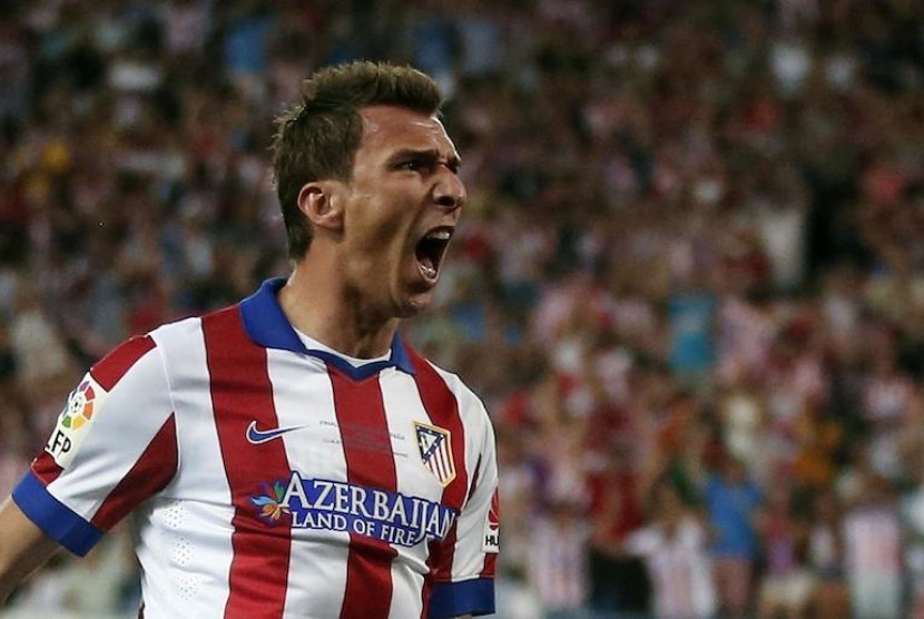 Penyerang Mario Mandzukic.