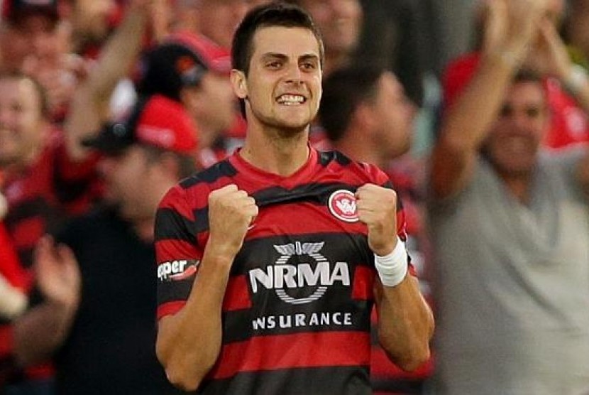 Penyerang Tomi Juric.