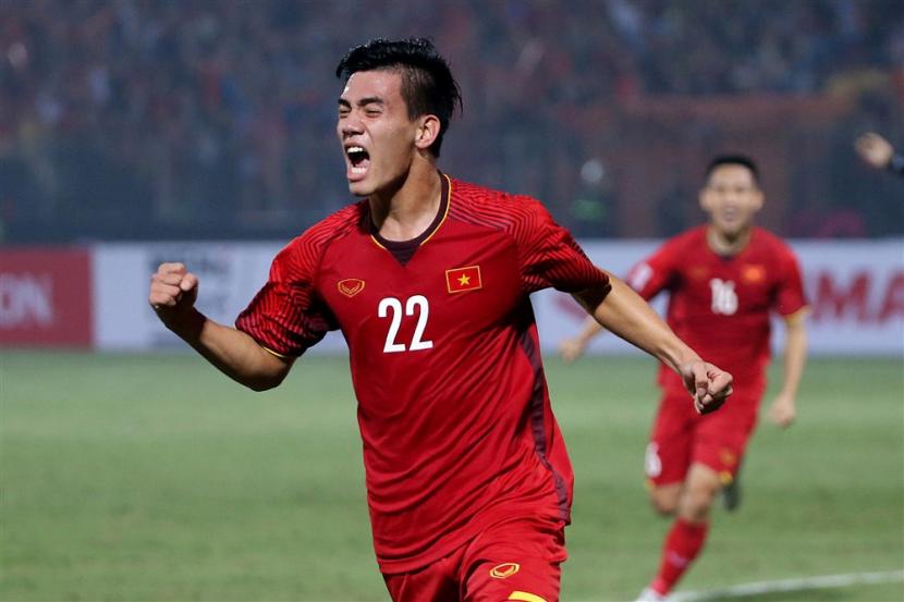 Penyerang Vietnam Nguyen Tien Linh sudah mencetak tiga gol di Piala AFF 2022 dan wajib diwaspadai lini belakang timnas Indonesia.