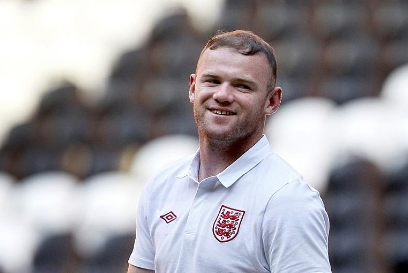 Penyerang Wayne Rooney.