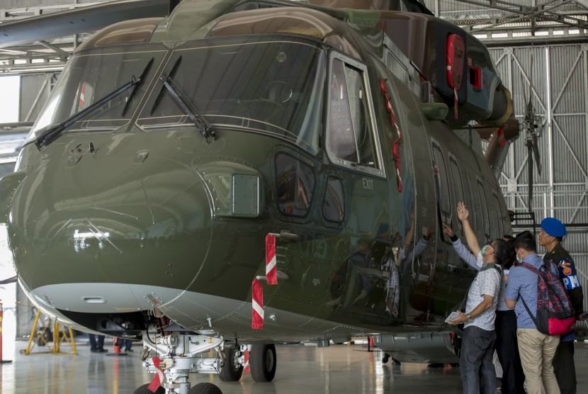 Helikopter Agusta Westland (AW)-101 ditempatkan di Hanggar Skadron Teknik 021 Lanud Halim Perdanakusuma, Jakarta Timur, Kamis (24/8).