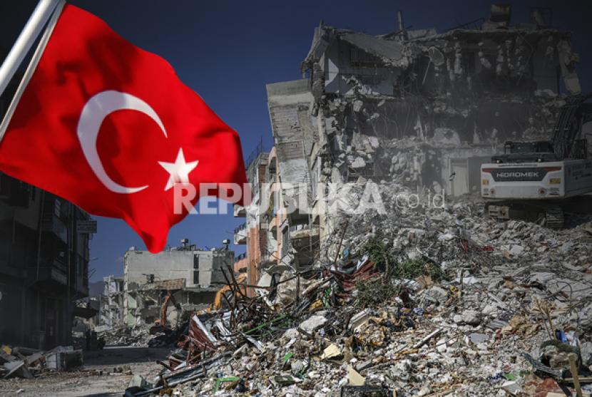 Gempa Turki (ilustrasi). Presiden Recep Tayyip Erdogan pada Senin (20/3/2023) mengatakan, Turki tidak akan pernah melupakan solidaritas internasional setelah gempa bumi dahsyat pada 6 Februari. Gempa bumi ini juga melanda Suriah dan negara tetangga lainnya.