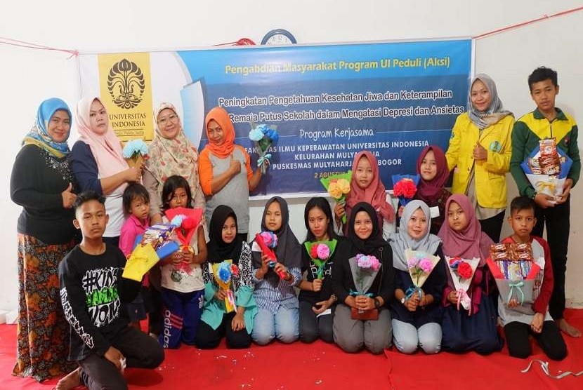 Penyuluhan bertema “Peningkatan Pengetahuan Kesehatan Jiwa dan Keterampilan pada Remaja Putus Sekolah dalam mengatasi Depresi dan Ansietas”. di Kota Bogor