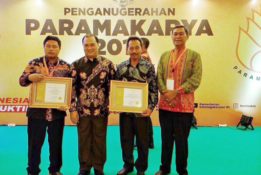 Peraih anugerah Paramakarya 2017, Jumat (8/12). ]