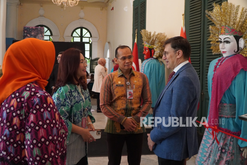 Perayaan 75 tahun hubungan Turki-Indonesia di Museum Tekstil, Jakarta, Selasa (18/11/2025)