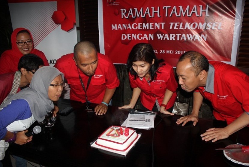 Perayaan Ulang Tahun Telkomsel area Jabotabek-Jabar di Bandung