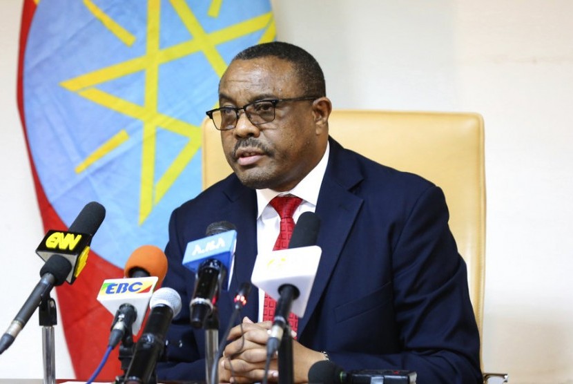Perdana Menteri Ethiopia Hailemariam Desalegn saat konferensi pers pengunduran dirinya di Addis Ababa, Kamis (15/2).