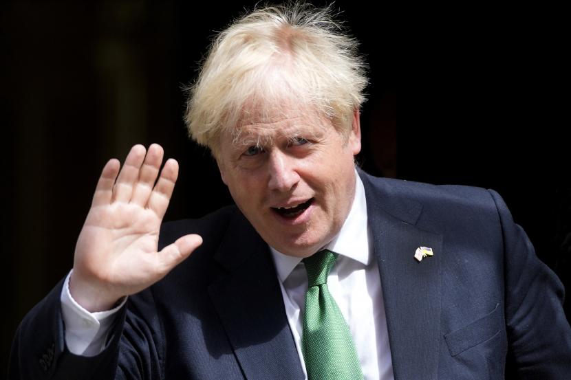 Perdana Menteri Inggris Boris Johnson mundur karena serangkaian skandal. Nanti malam, Lima kandidat calon perdana menteri Inggris akan kembali berdebat di televisi pada Ahad (17/7/2022) ini. 