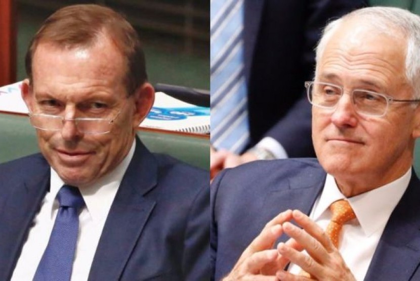 Perdana Menteri Malcolm Turnbull dan mantan PM Tony Abbott.