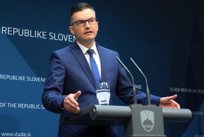 Perdana Menteri Slovenia Marjan Sarec mengirimkan surat pengunduran diri. Ilustrasi.