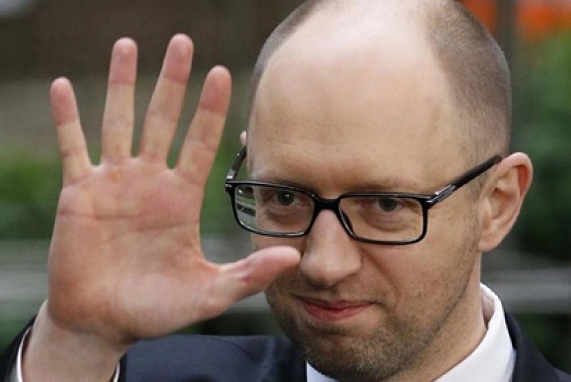  Perdana Menteri Ukraina Arseniy Yatsenyuk 