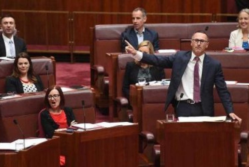 Perdebatan di Senat Australia berlangsung selama 28 Jam tanpa henti sampai Jumat siang.