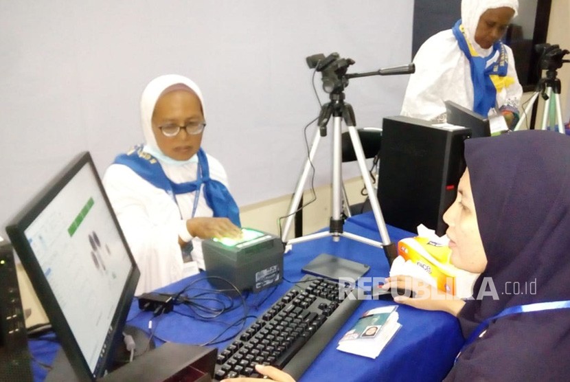 Kemenag Bukittinggi Fasilitasi Perekaman Biometrik Calon Jamaah Haji