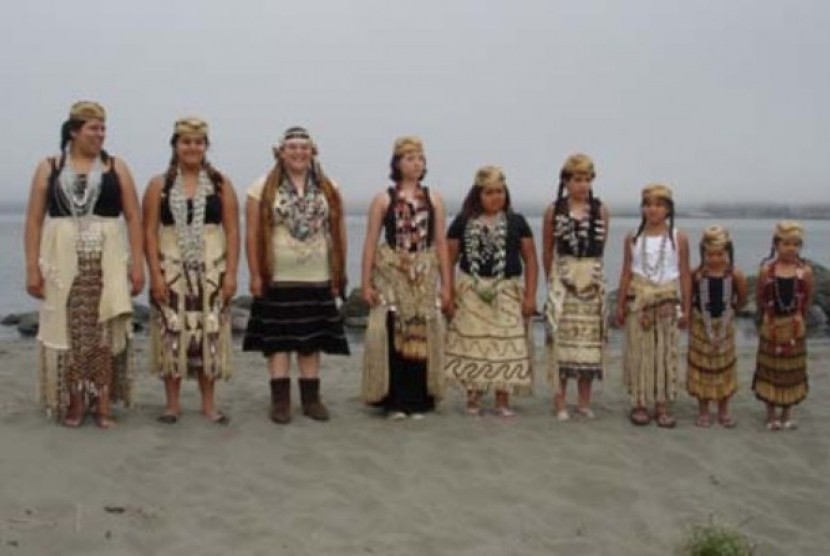 Perempuan dari Suku Wiyot, suku asli Amerika.