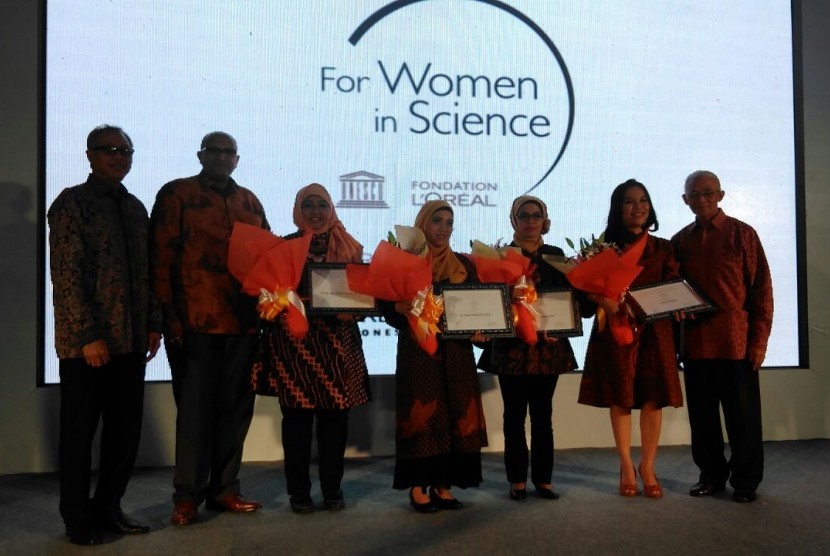 Perempuan Peneliti Indonesia yang meraih penghargaan dari L'Oreal 