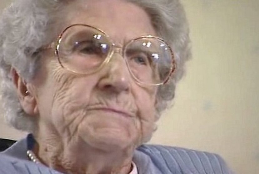 Perempuan tertua di Inggris Raya, Ethel Lang tutup usia.