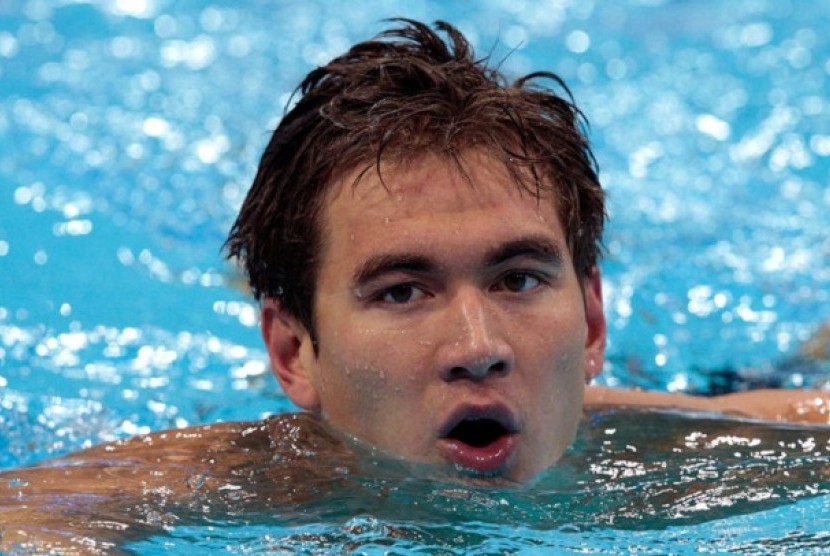 Perenang Amerika Serikat, Nathan Adrian meraih medali emas Olimpiade London 2012,di nomor gaya bebas 100 meter.