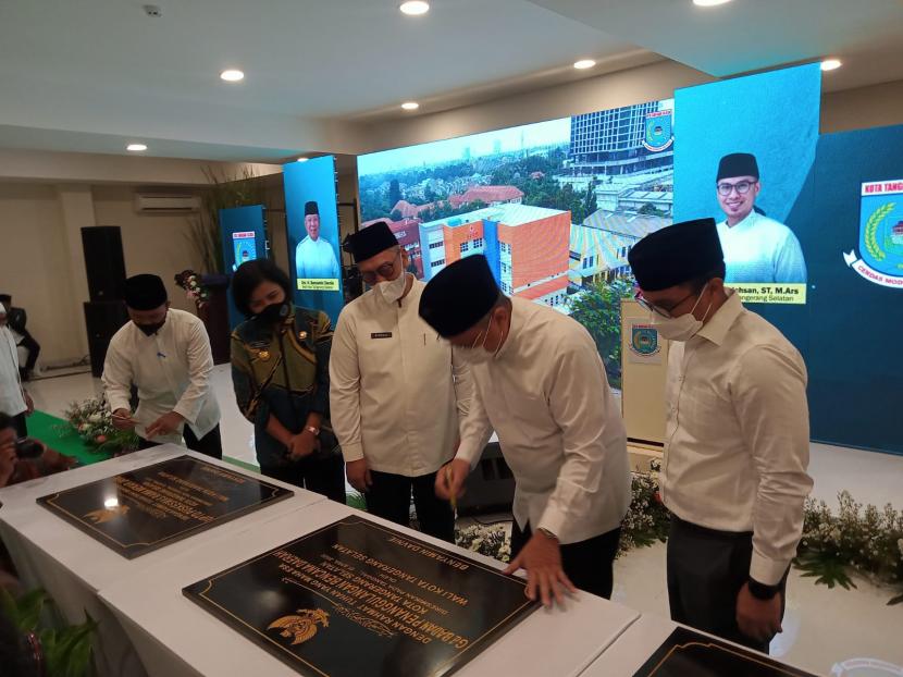 Peresmian gedung Islamic Center Tangerang Selatan (Tangsel), Jumat (1/4/2022). 
