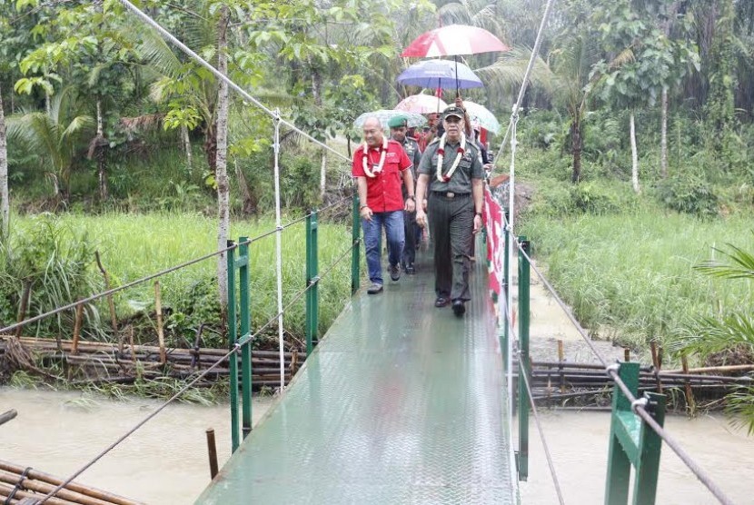 Peresmian jembatan Cikeusik , Pandeglang, Banten