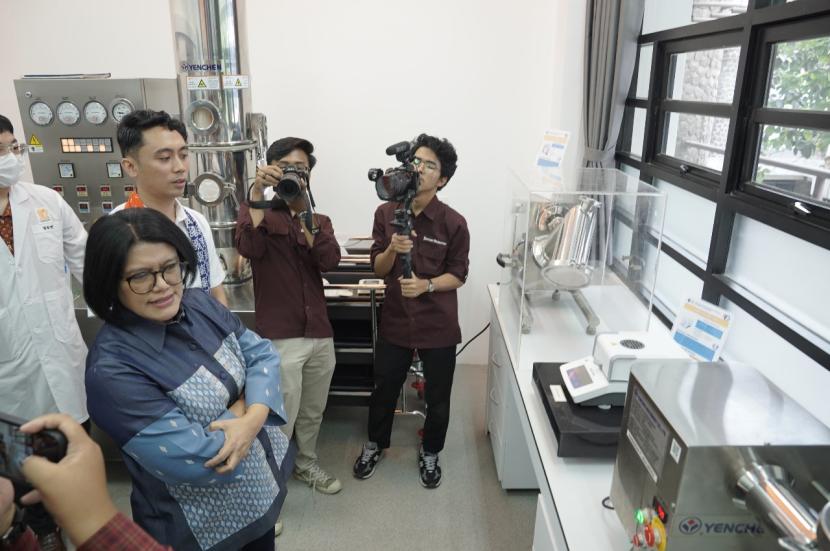 Peresmian laboratorium yang diberi nama 