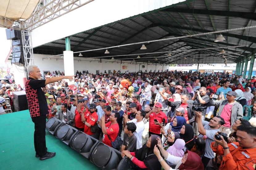 Peresmian Pasar Bawang Sengon Brebes, Jateng. 