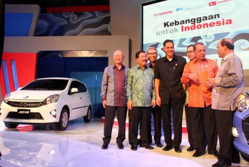 Peresmian peluncuran Toyota Agya di Jakarta.