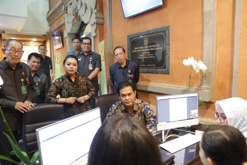 Peresmian PTSP Pengadilan Tinggi Tabanan, Senin (14/5).